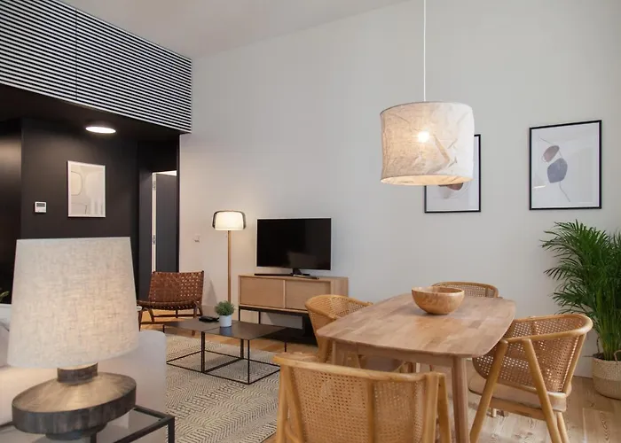 Flh Praca Comercio Bright Flat